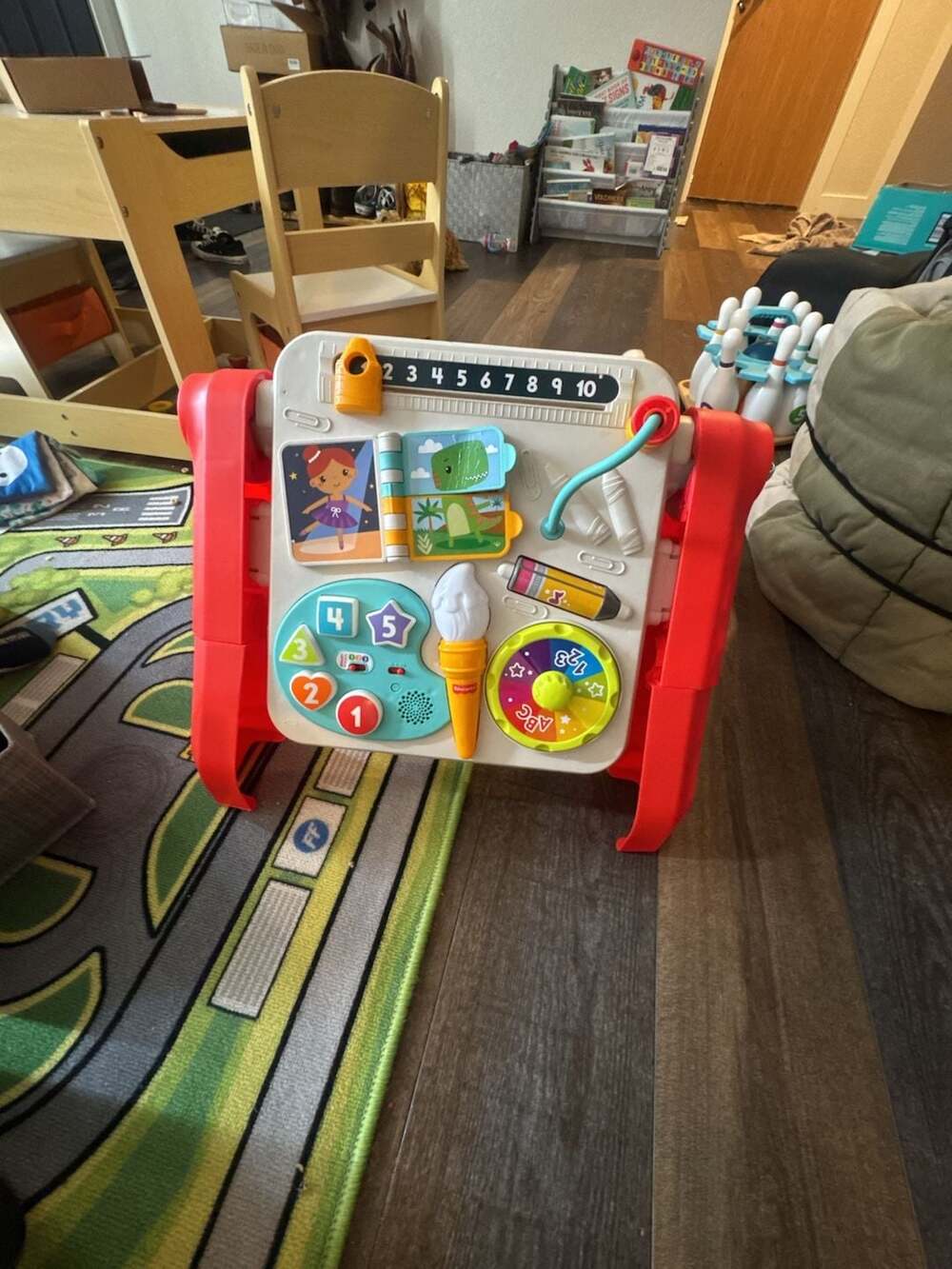 Fisher-Price Laugh & Learn 4-in-1 Activity Table & Easel